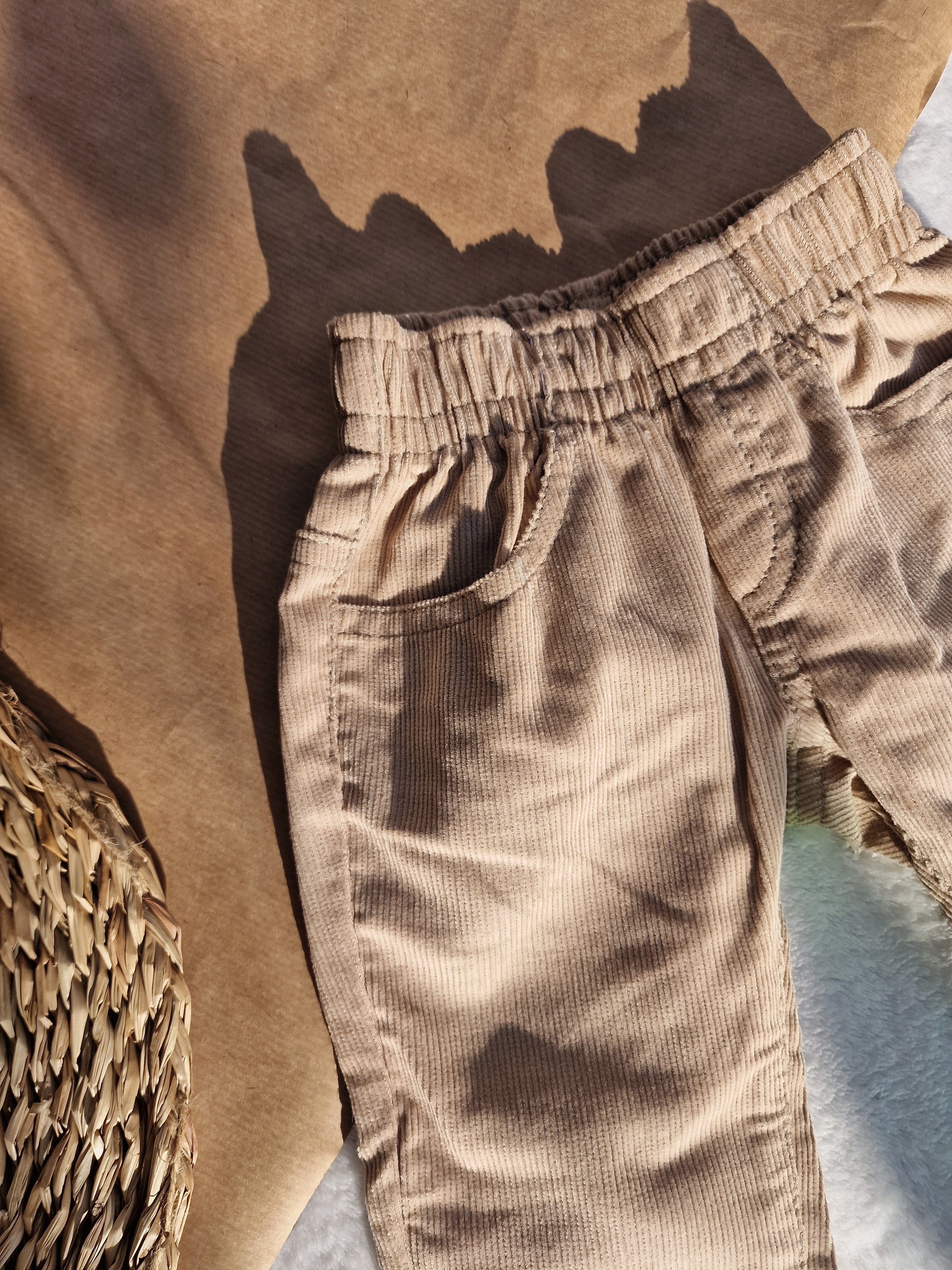 Calças em bombazina